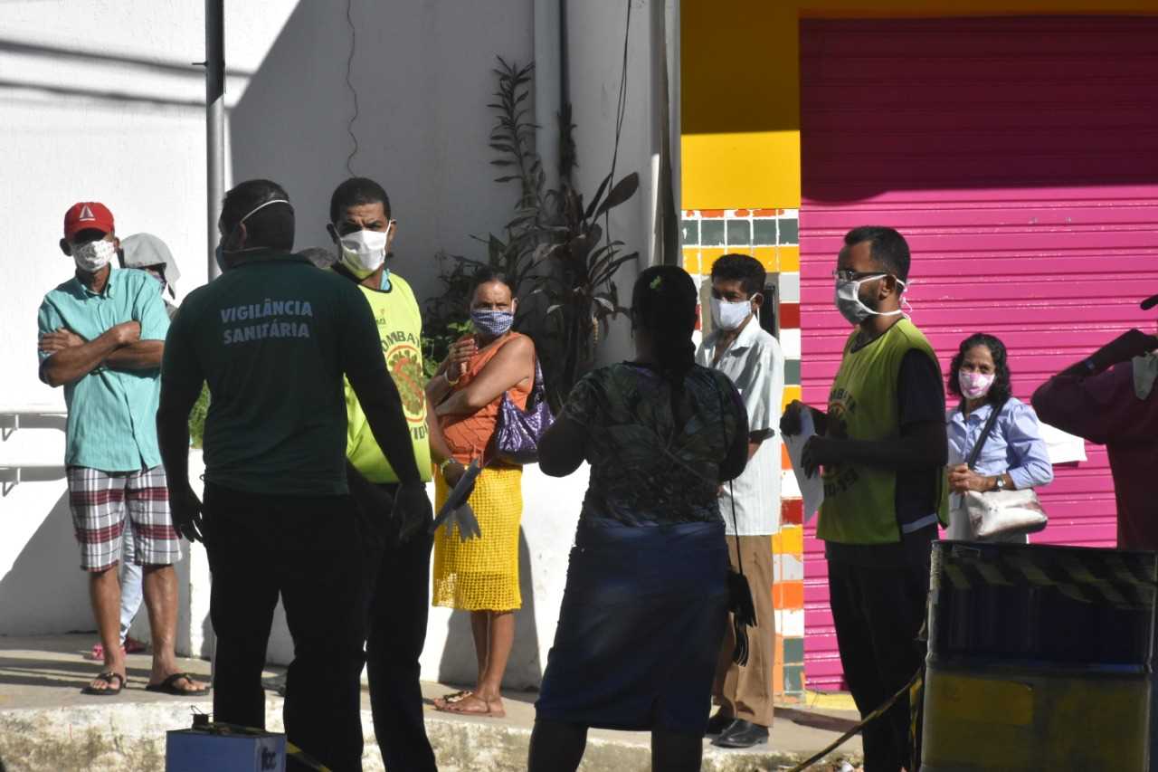 Camacã: Prefeitura contrata equipe para orientar e conter aglomeração no centro da cidade